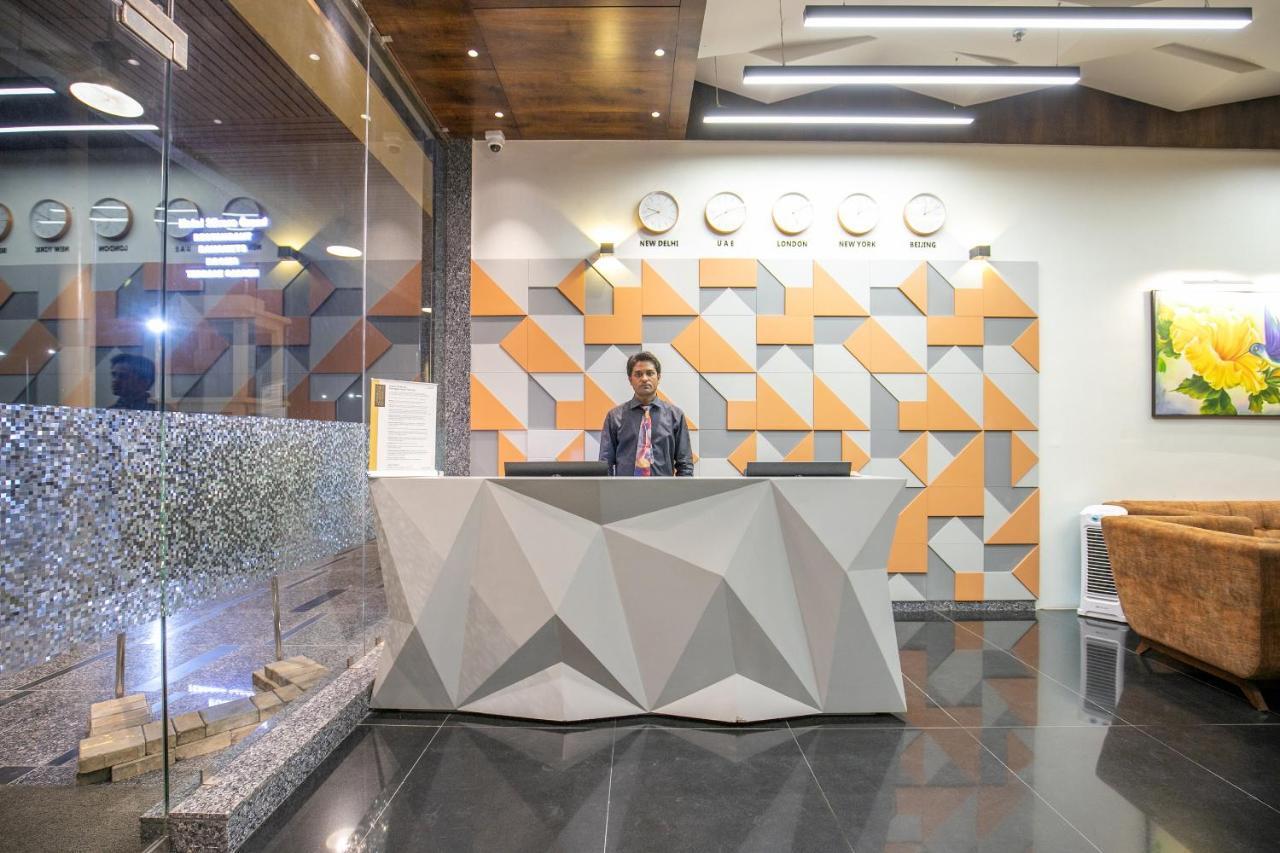 Hotel Silvera Grand 아흐메다바드 외부 사진