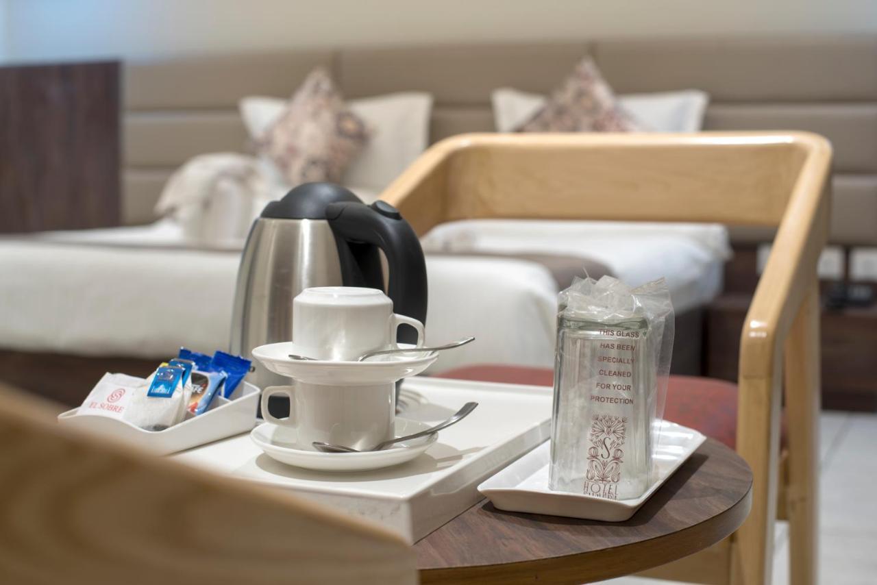 Hotel Silvera Grand 아흐메다바드 외부 사진